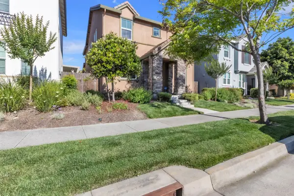 4550 Golden Cedar Street, Sacramento, CA 95834