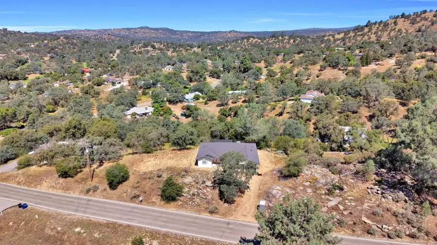 43640 Ranger Circle Drive, Coarsegold, CA 93614 - #2