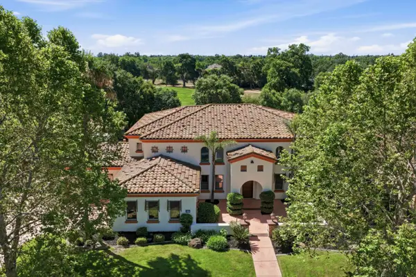 8587 Indianwood Lane, Roseville, CA 95747