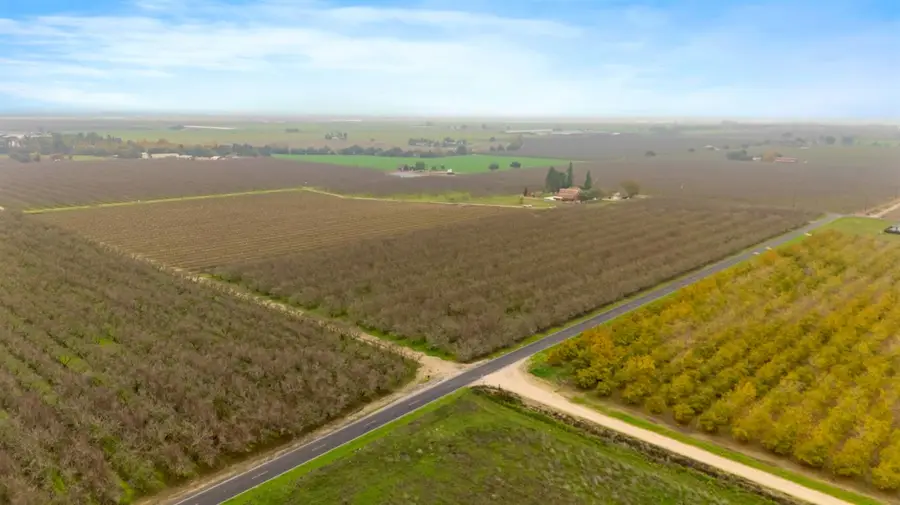 16221 Carrolton, Escalon, CA 95320 - #2
