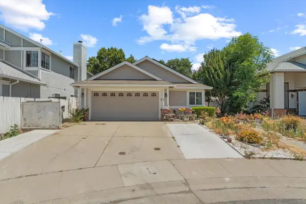 7 Windbrook Court, Sacramento, CA 95823