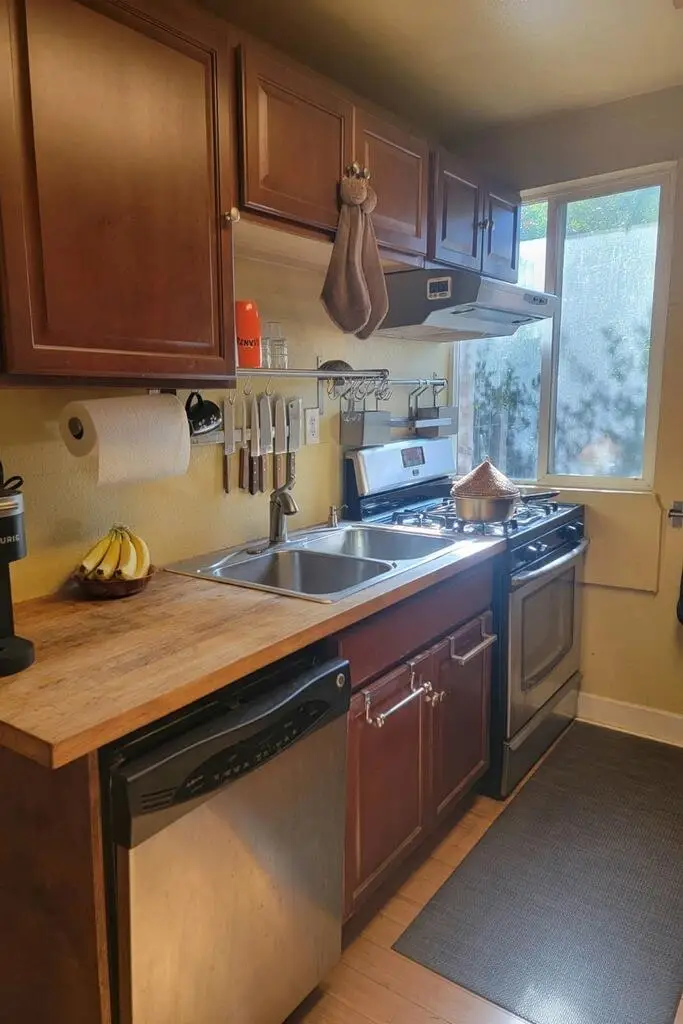 1624 Sacramento Avenue, West Sacramento, CA 95605 - #3