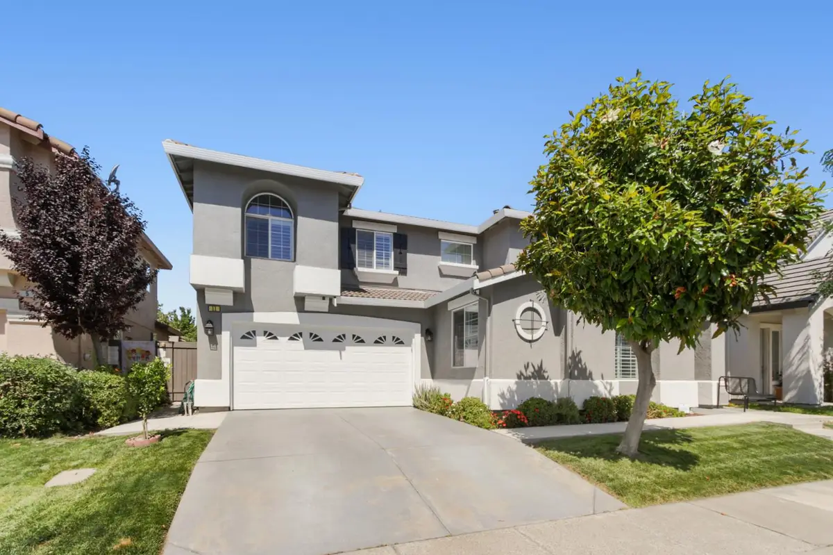 11 Sabre Court, Sacramento, CA 95835 - #1