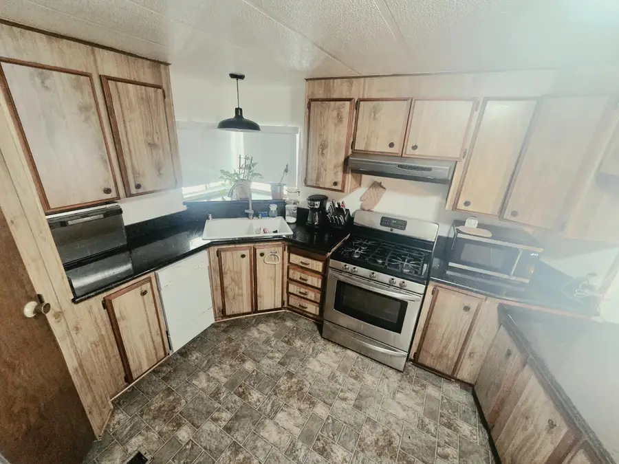 5100 N Highway 99 #17, Stockton, CA 95212 - #3