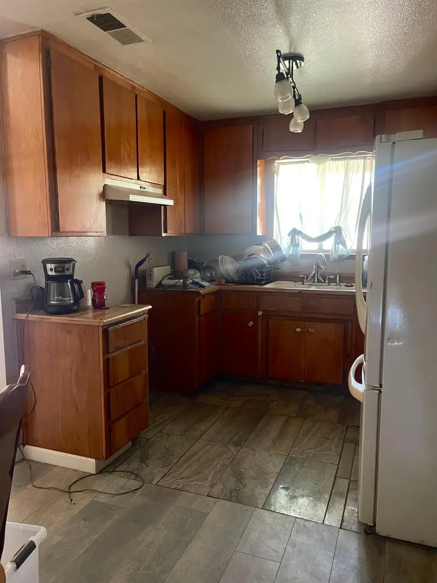 822 E Glenwood, Turlock, CA 95380 - #2