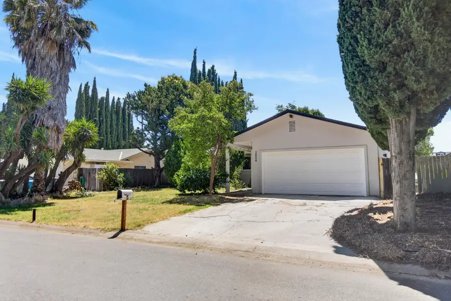 2880 Kennedy Drive, Yuba City, CA 95993 - #2