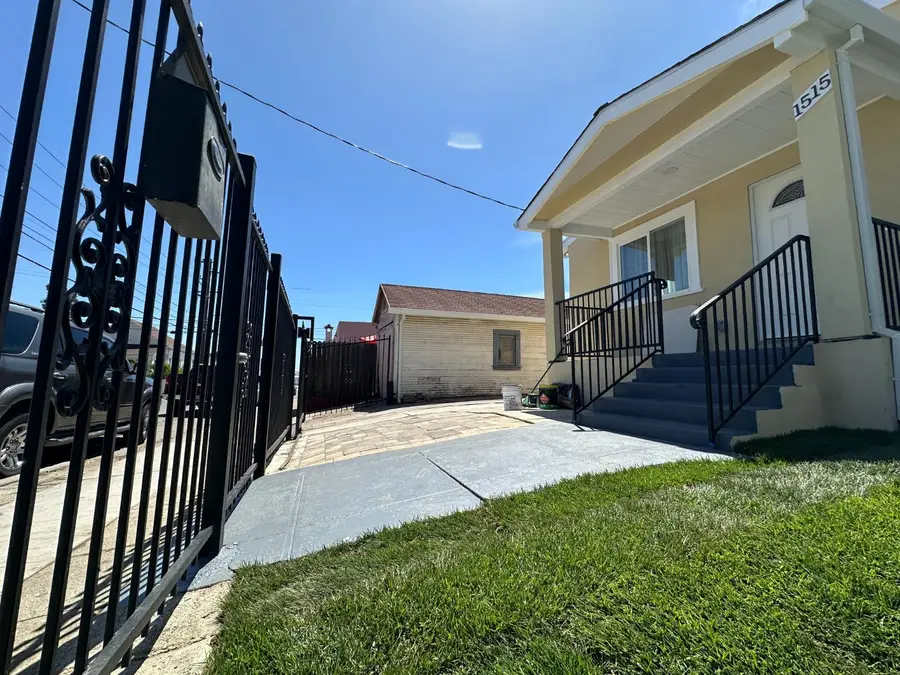 1515 54th Avenue, Oakland, CA 94601 - #2
