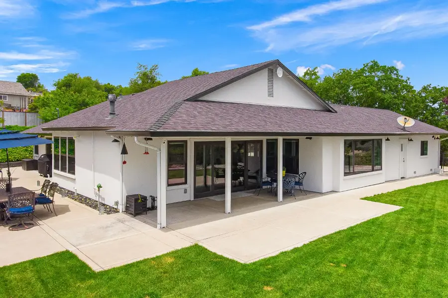 4001 Walnut Drive, Rescue, CA 95672 - #3