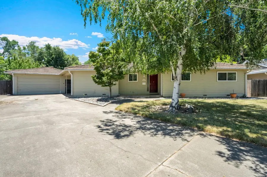 832 Prow Court, Sacramento, CA 95822 - #2