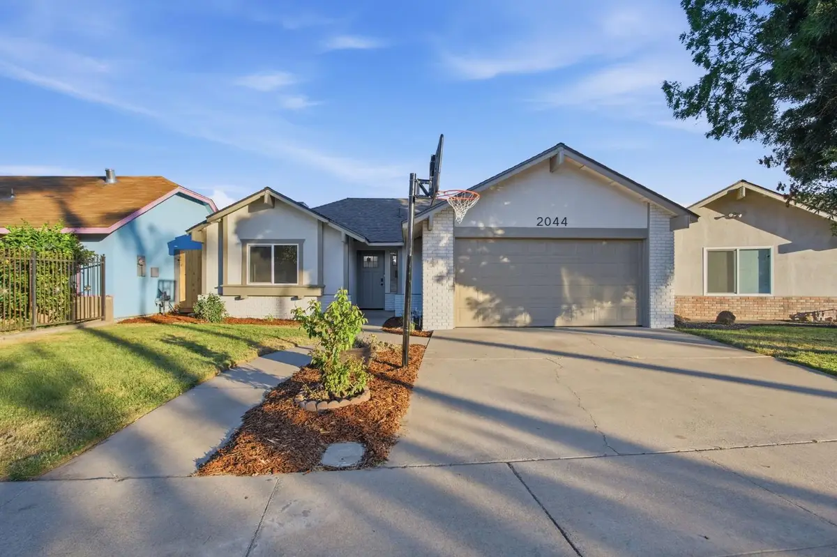 2044 Peggy Lane, Modesto, CA 95351 - #1