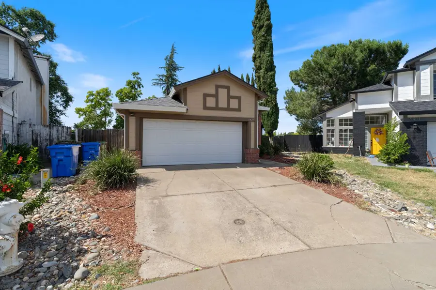 6427 Canyon Creek Way, Elk Grove, CA 95758 - #2