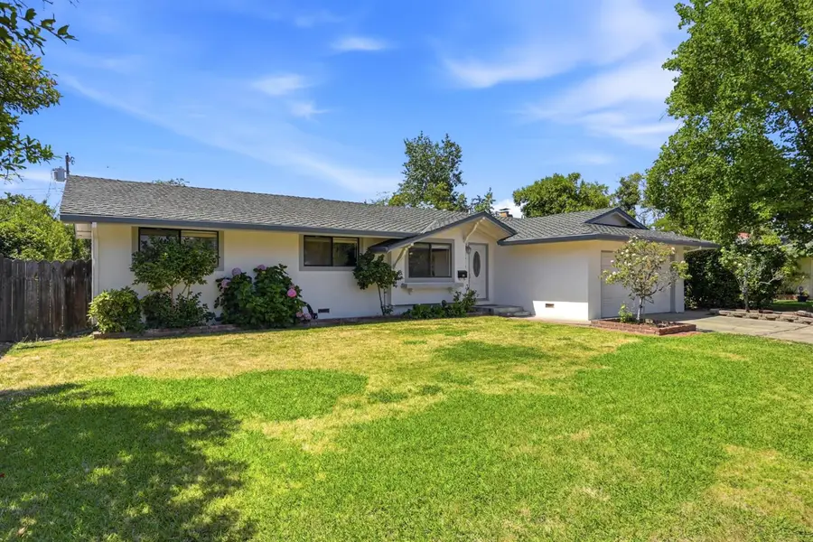 5406 Canfield Avenue, Carmichael, CA 95608 - #3