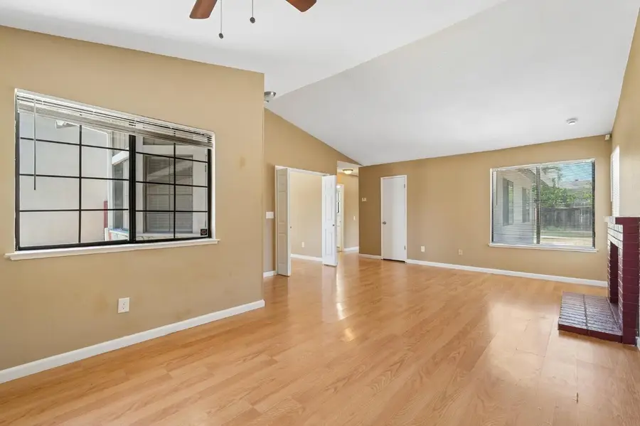 3602 Binghamton Drive, Sacramento, CA 95834 - #3