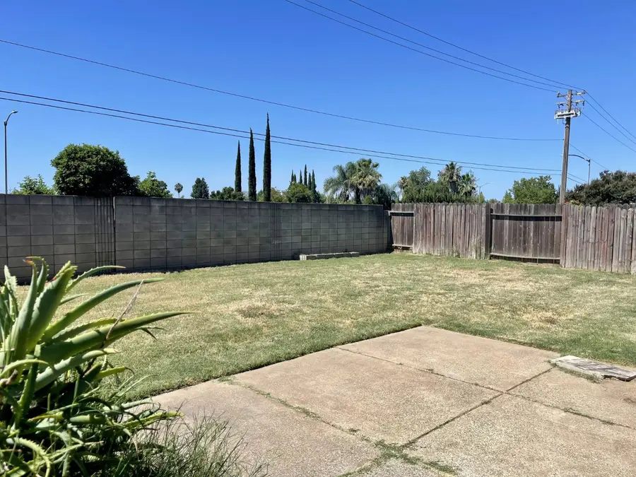5328 Vichy Circle, Antelope, CA 95843 - #2
