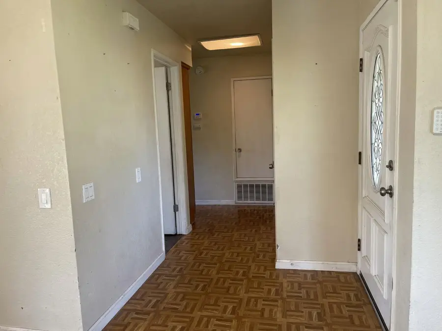 5328 Vichy Circle, Antelope, CA 95843 - #3