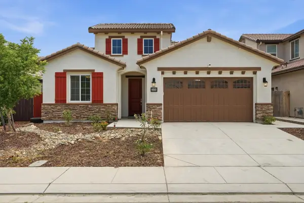2466 Paramount Lane, Manteca, CA 95337