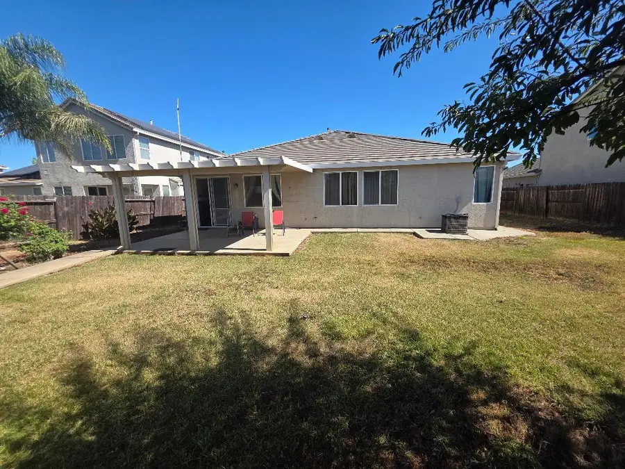 1056 Hacienda Drive, Plumas Lake, CA 95961 - #2