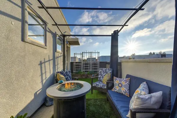 216 Box Lane, Sacramento, CA 95818