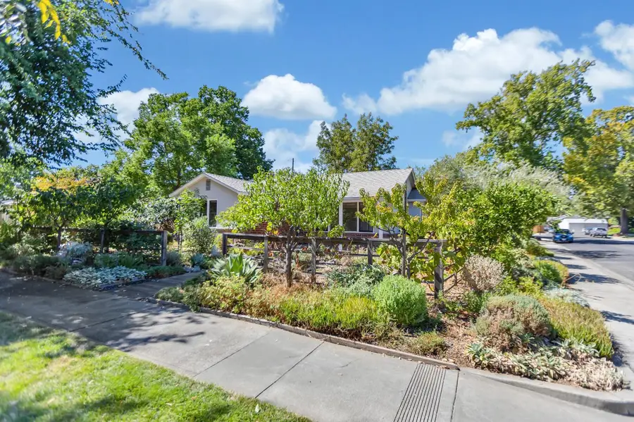 1600 51st Street, Sacramento, CA 95819 - #2
