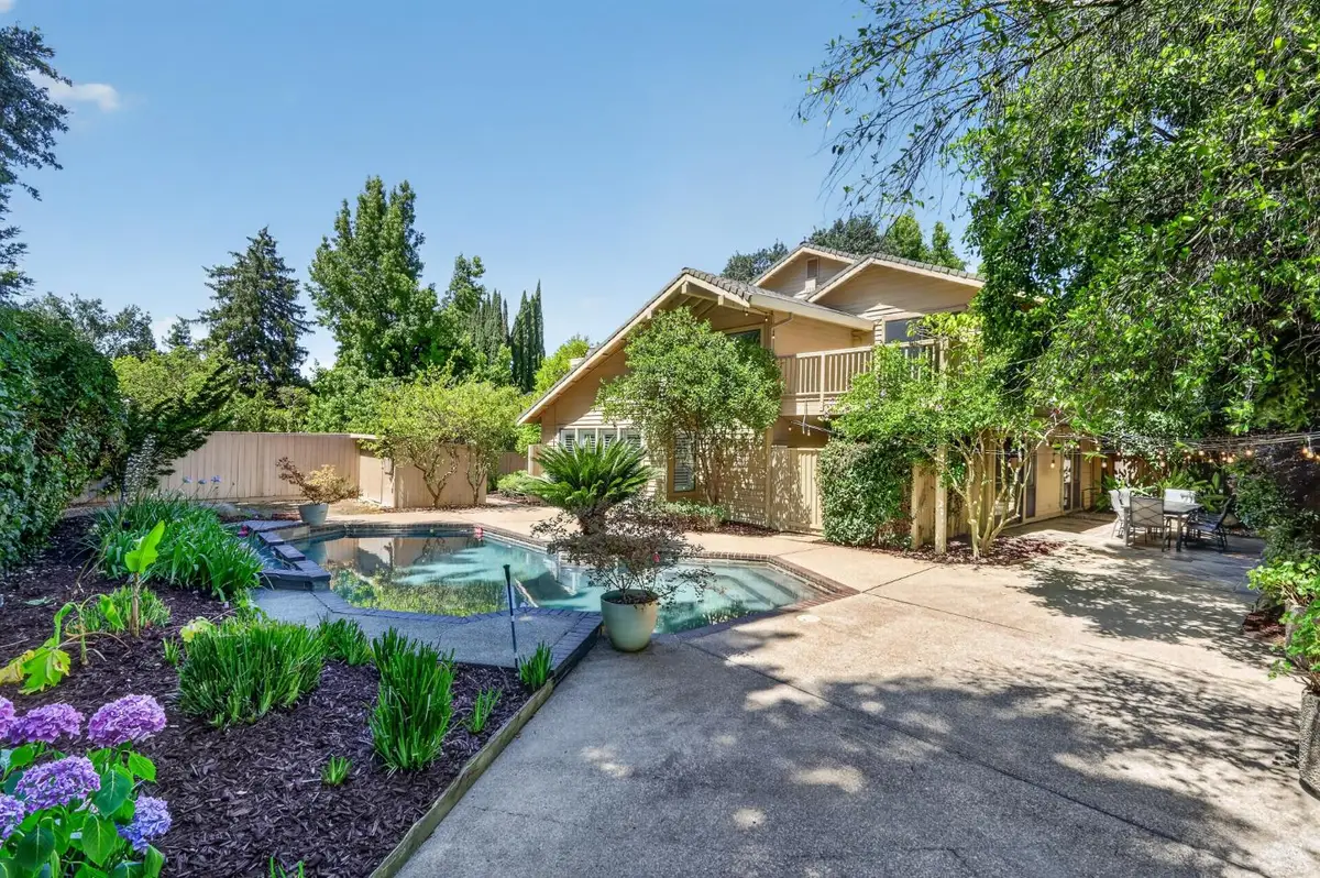 210 Portinao Circle, Sacramento, CA 95831 - #1