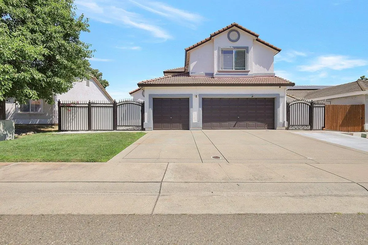 8401 Carriage Oaks Way, Antelope, CA 95843 - #1