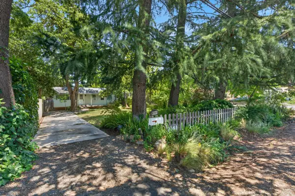 9161 Grove Street, Elk Grove, CA 95624