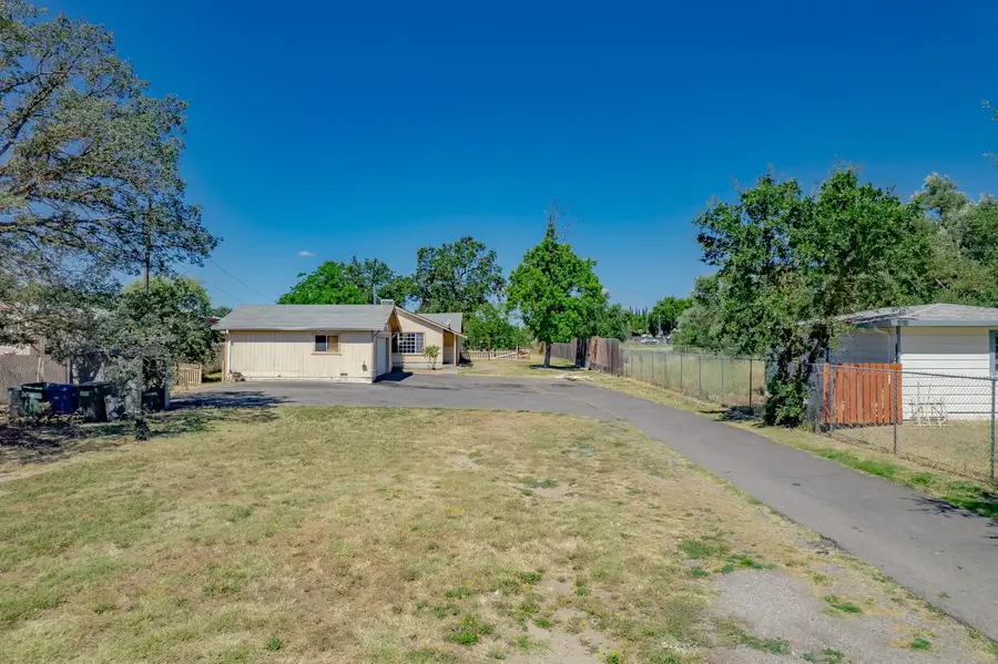 6521 6th Street, Rio Linda, CA 95673 - #3
