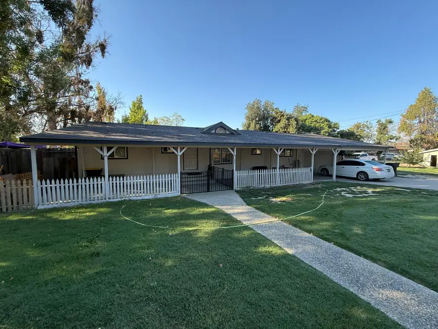 15861 Oak Street, Delhi, CA 95315 - #2