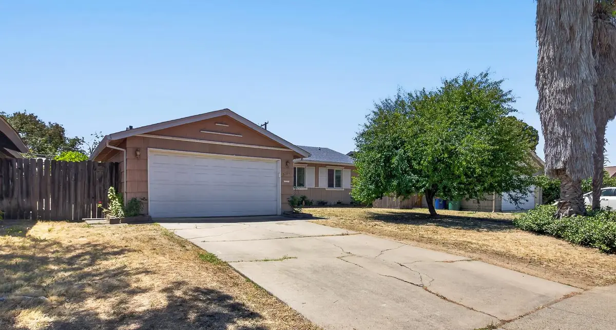 5220 North Parkway, Sacramento, CA 95823 - #1
