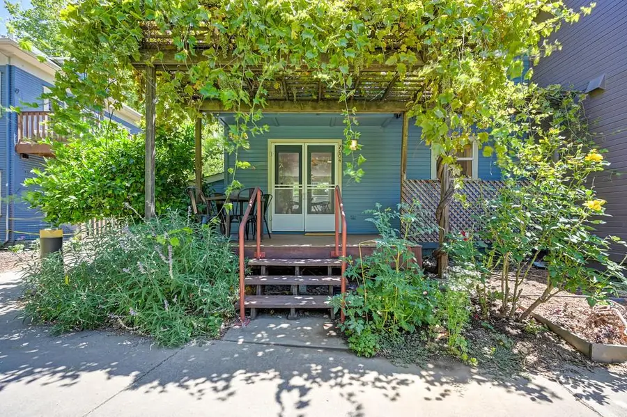 2004 5th Street, Sacramento, CA 95818 - #3