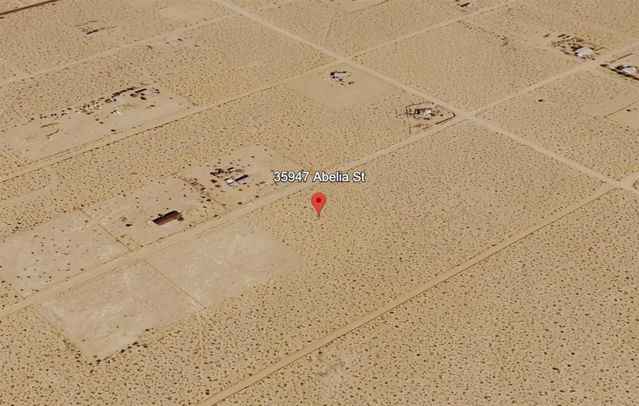 35947 Abelia St, Lucerne Valley, CA 92356 - #3