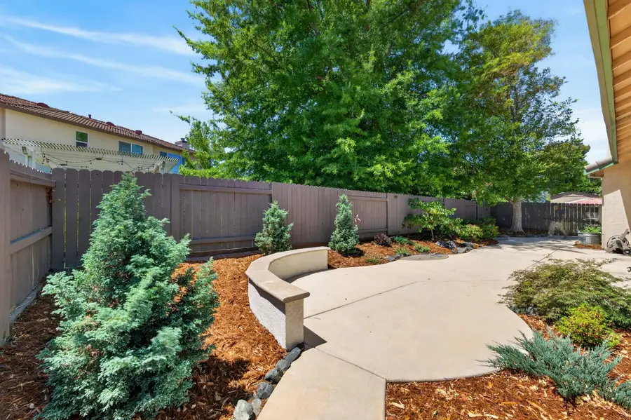380 Lyman Circle, Sacramento, CA 95835 - #3