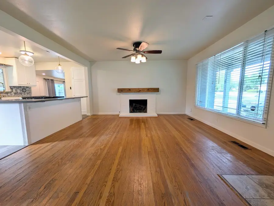 3225 Kentfield Drive, Sacramento, CA 95821 - #3