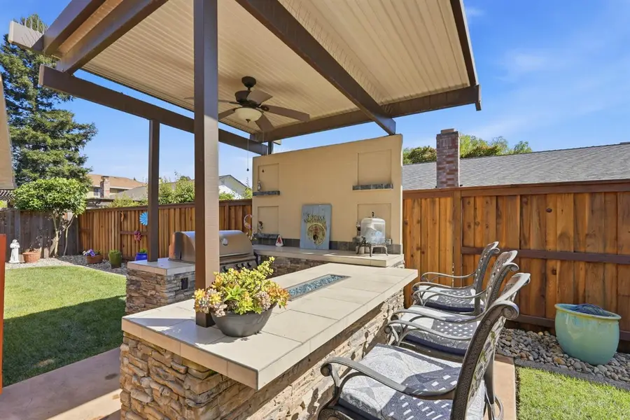 8904 Royal Gate Way, Elk Grove, CA 95624 - #2