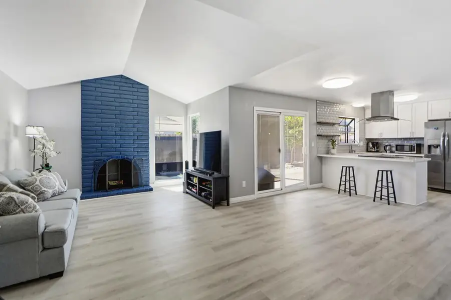 3529 Lindenwood Way, Sacramento, CA 95826 - #3