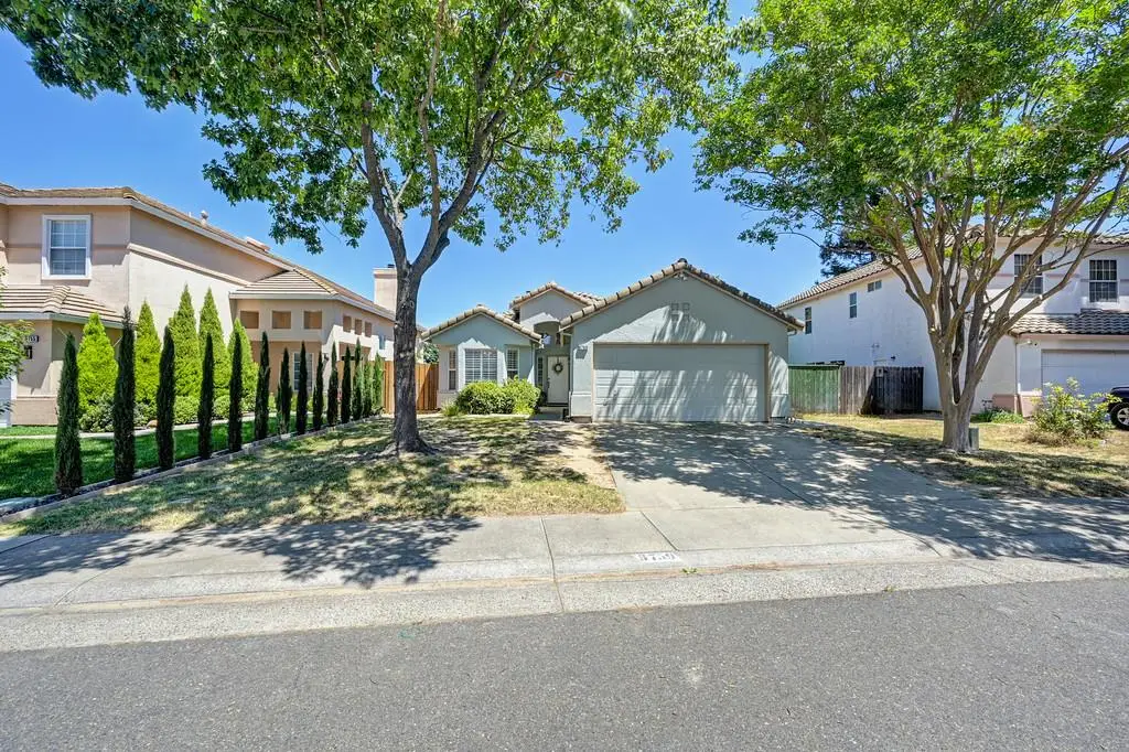 8759 Fobes Dr, Antelope, CA 95843 - #1