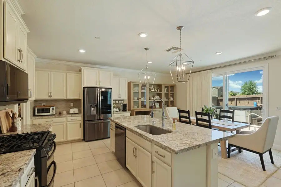 1991 Lovejoy Avenue, Manteca, CA 95337 - #2