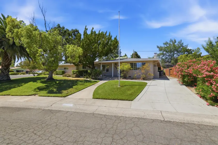 6801 Westmore Way, Carmichael, CA 95608 - #2