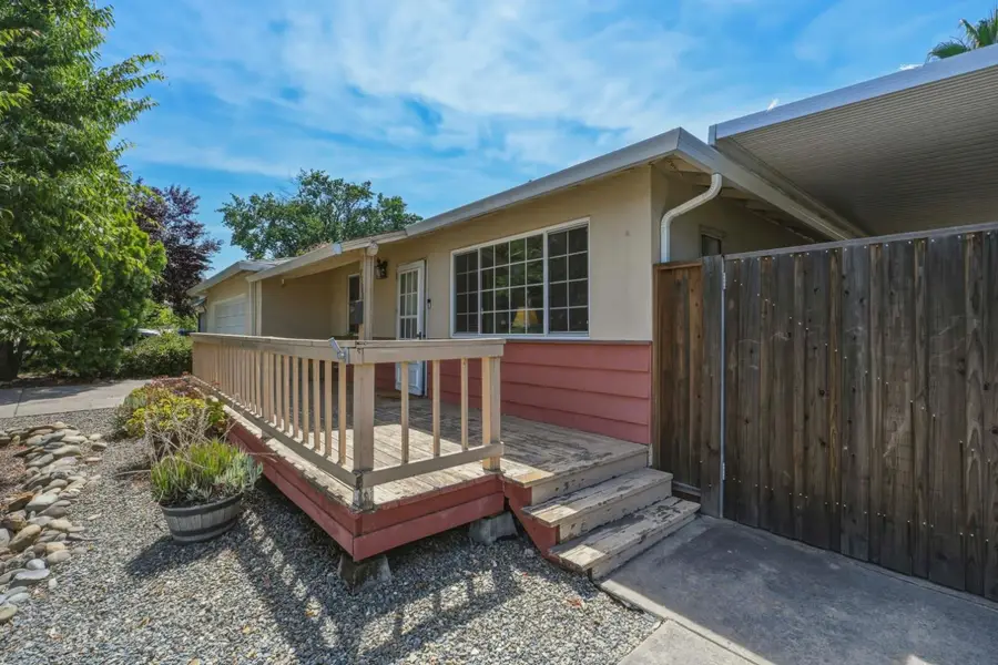 8500 Wade Ct, Orangevale, CA 95662 - #3