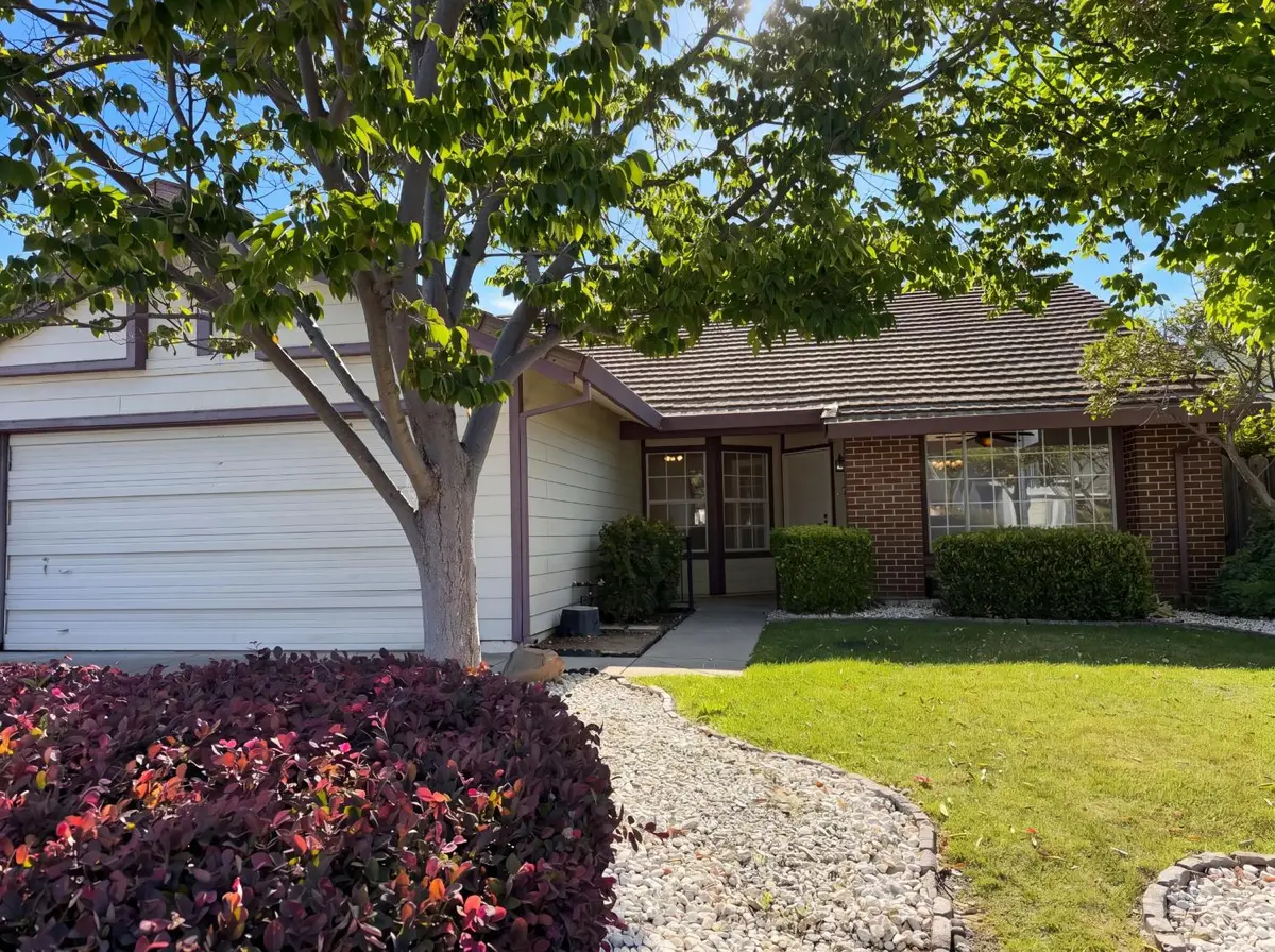 8027 Montevina Drive, Sacramento, CA 95829 - #1