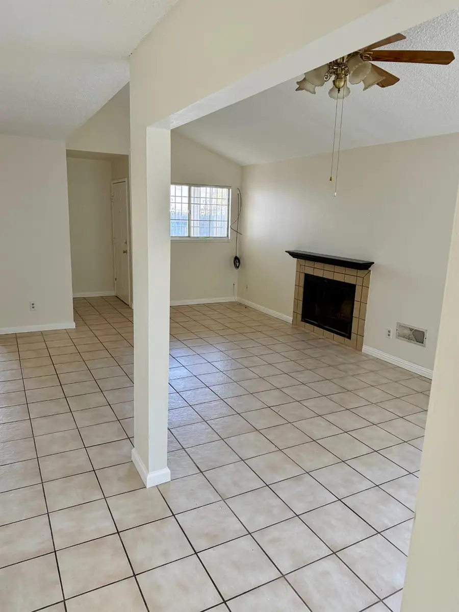 7120 Walter Avenue, Sacramento, CA 95828 - #3