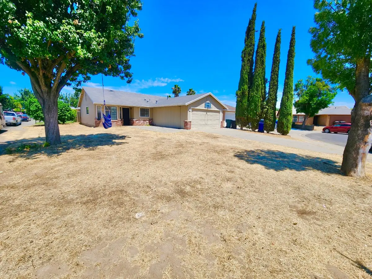 700 Lacross Court, Modesto, CA 95351 - #1