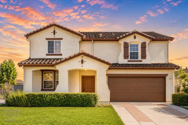2228 Cermak Way, Elk Grove, CA 95758