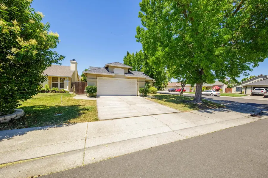 2109 Alta Sierra Street, Stockton, CA 95206 - #2