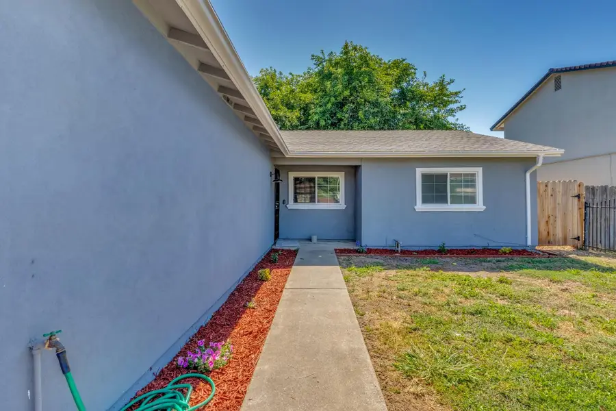 35 Monaghan Circle, Sacramento, CA 95823 - #2