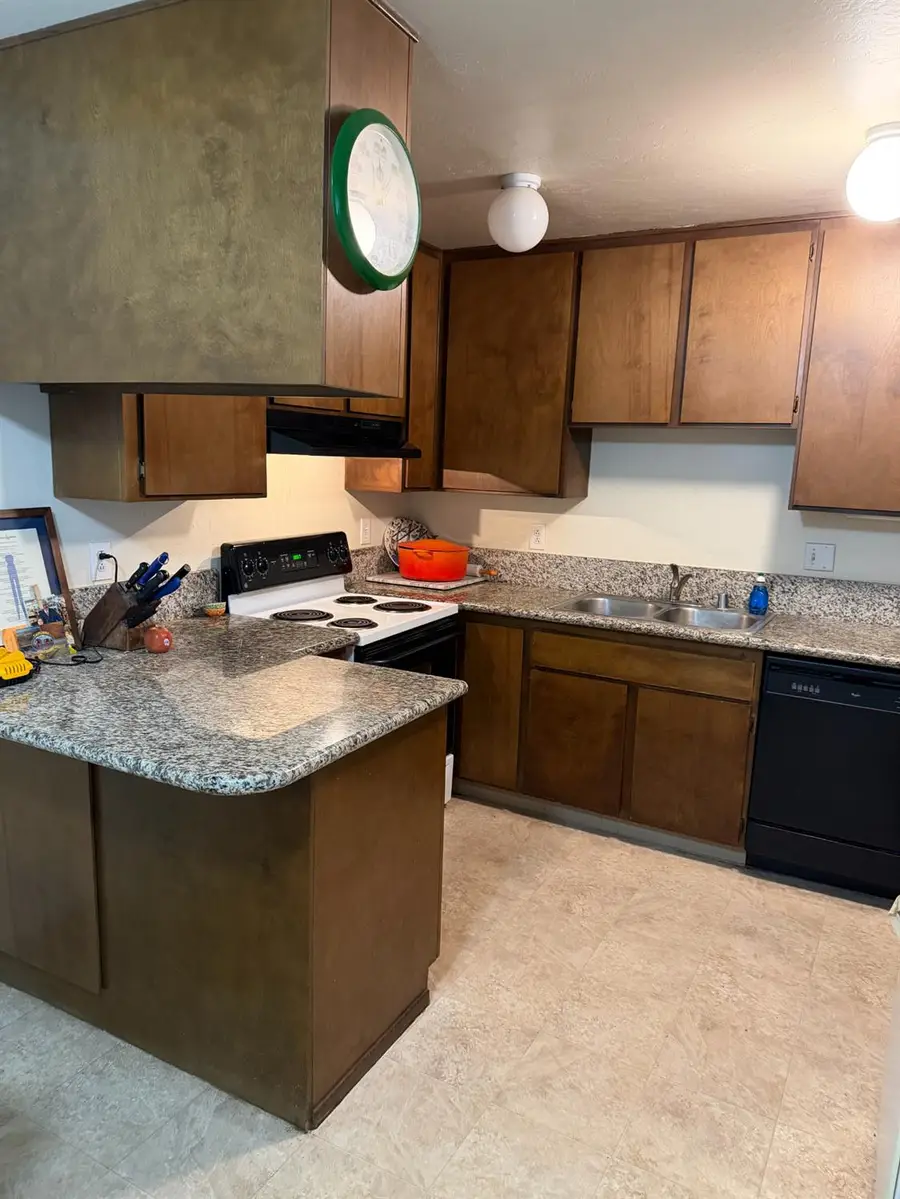 1156 Darnel Way, Sacramento, CA 95822 - #2