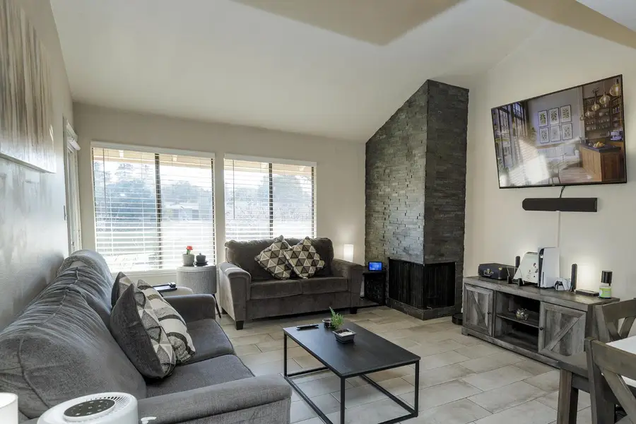 3722 W Benjamin Holt Drive #16, Stockton, CA 95219 - #3