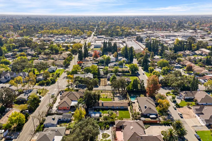 6141 Lincoln Avenue, Carmichael, CA 95608 - #2