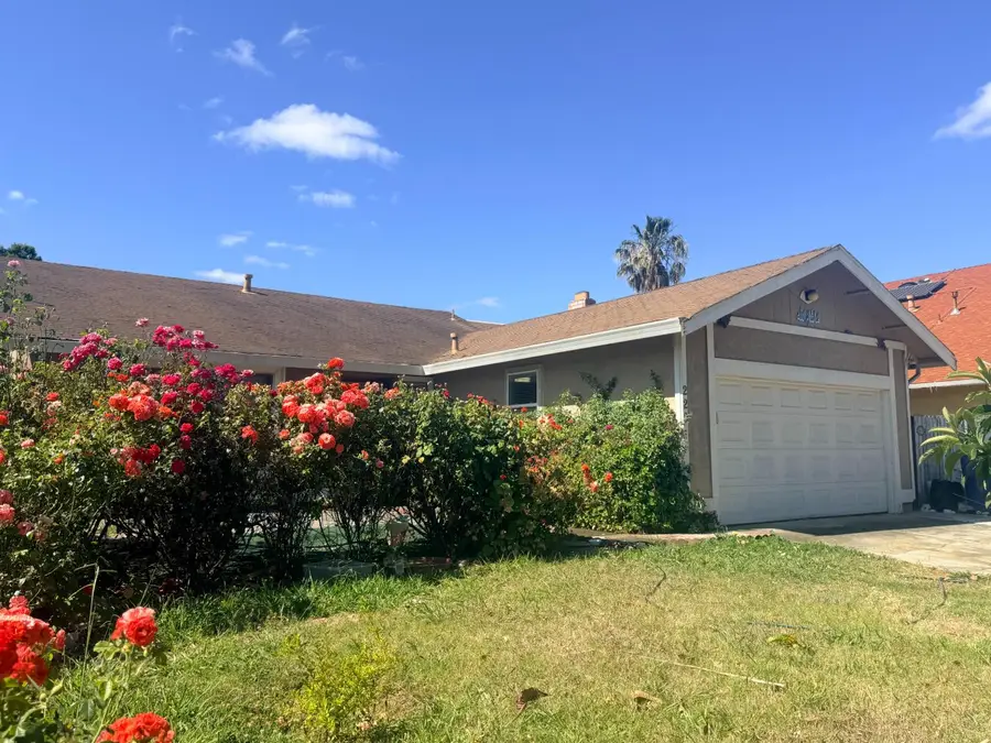 220 Bonfield Way, Sacramento, CA 95838 - #2