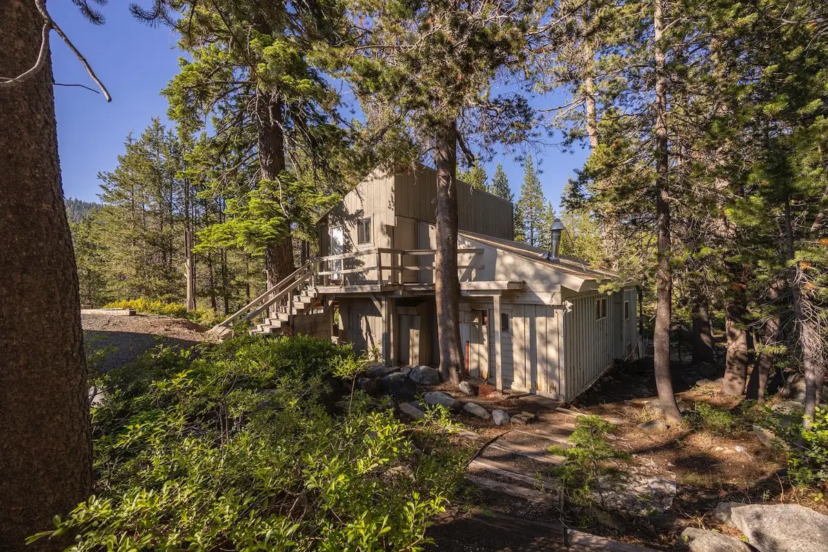 125 S Yuba Drive, Soda Springs, CA 95728 - #1